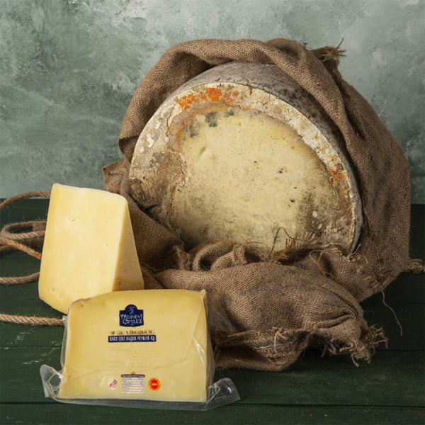 Mesnevi Farm Aged Kashkaval Cheese (Eski Kasar)