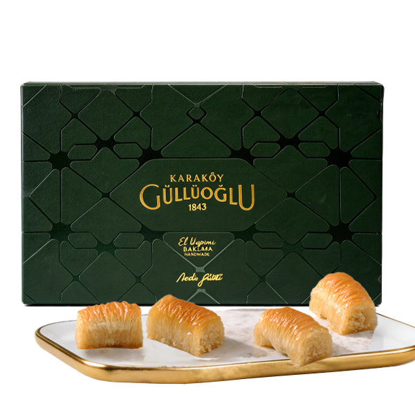 Karakoy Gulluoglu Baklava With Almond 500g