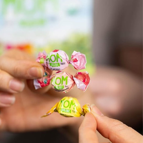 MOM Organic Spearmint Bonbon Candy 56g (20 Pieces)
